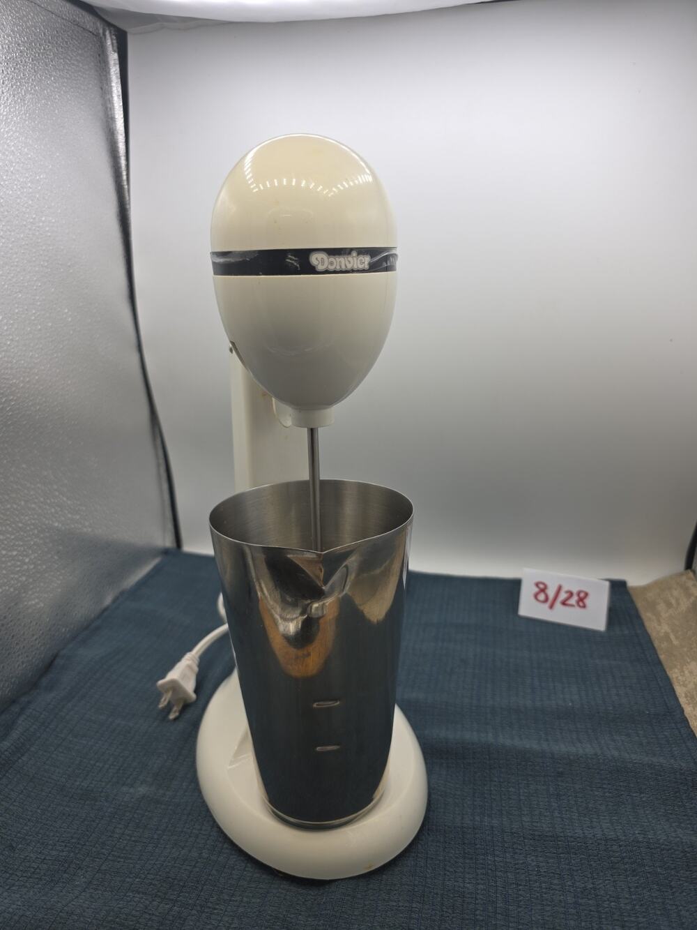 Donvier ShakeMate Smoothie Shakes Drink Blender Model 83 7430